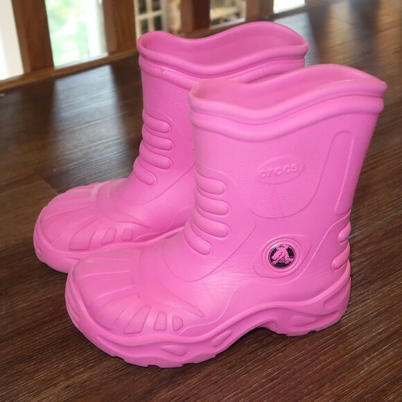 Nice Crocs Georgie Boots Pink Waterproof Lightweight Slip On Womens 3 Girls 3.5 - Picture 1 of 5